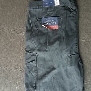 NEW Men's 100% cotton, relaxed for utility shorts.